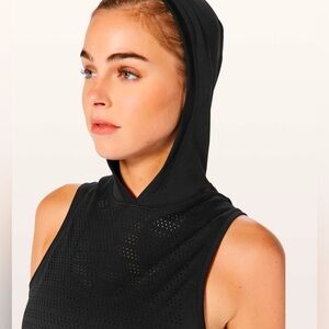 Sz4 | Lululemon: Breeze By Hooded Tank Squad | EUC | Black